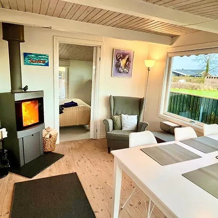 Holiday home Seaview Munkebo